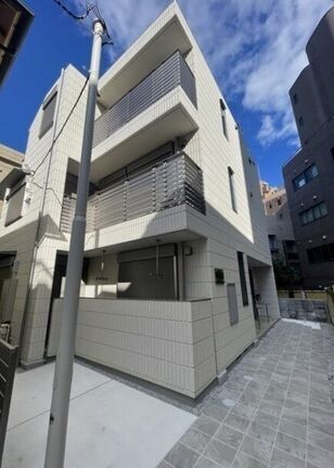 Luminous Tomigaya Building