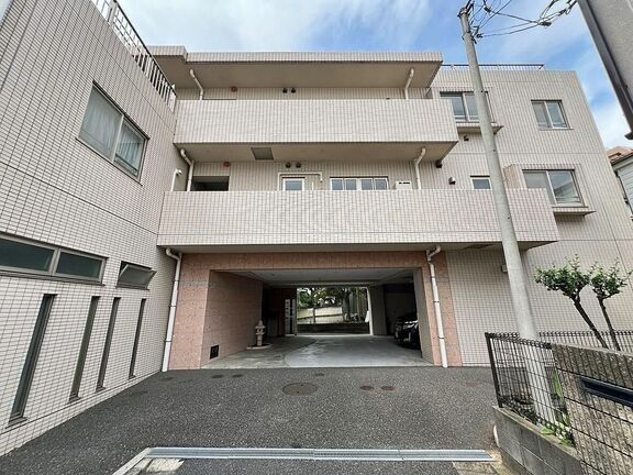 Duplex AOKI Building