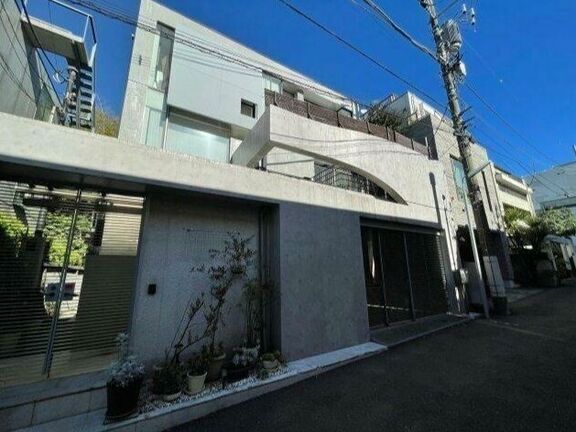 Nishiazabu 3chome B House(Nishiazabu3-3-15) Building
