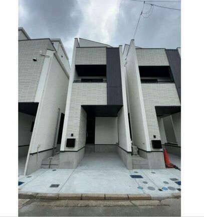 Kolet Tanmachi Building