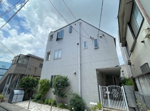 View State Shirokane Building