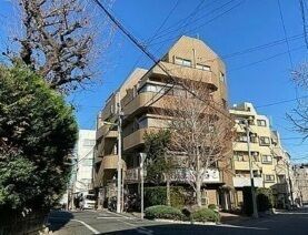 Pine Hill Garden Building