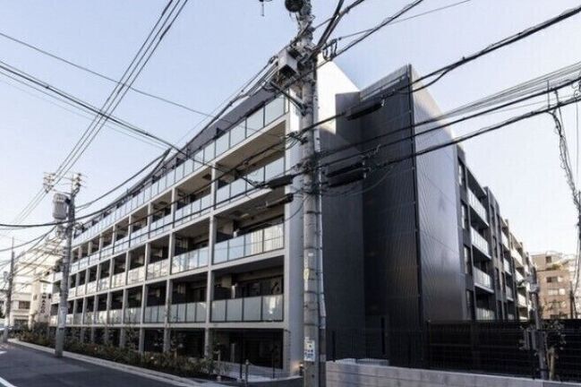 LIBR GRANT Yotsuya3chome Building