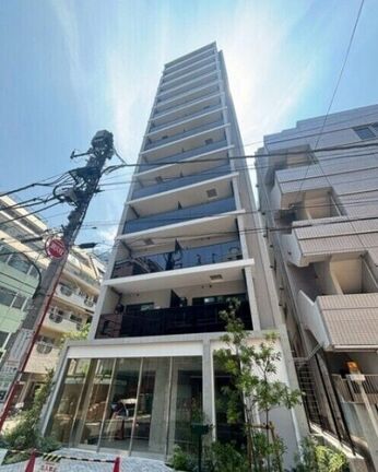 Livio Maison  Shinjuku West  Building