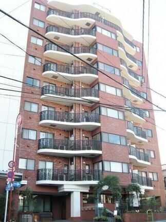 Marvelous Garden Court Building