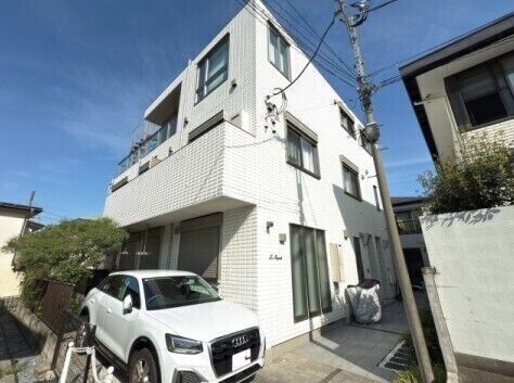 LA CAMPANELLA Building