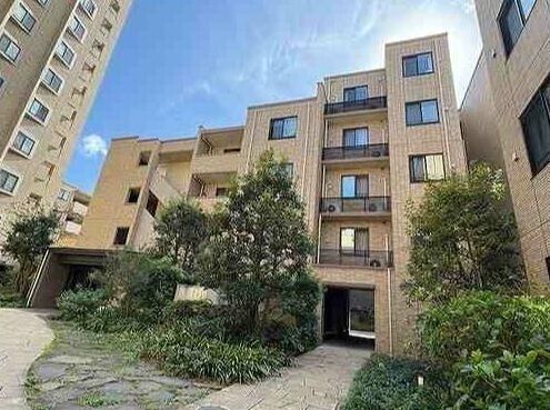 Atlas Kokuryo Central Court 1F Building