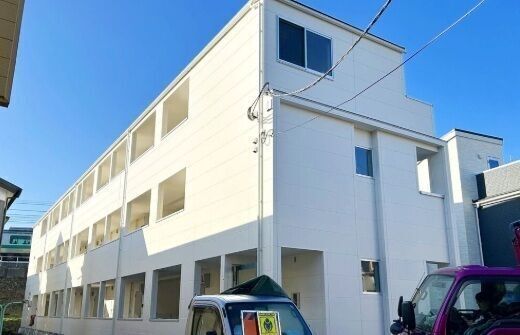 Premium Court Seya Building