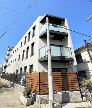 Estate Daitabashi  Building