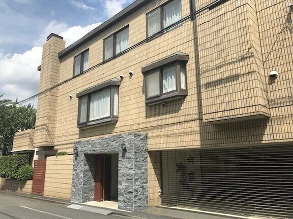 Shoto Regency Building