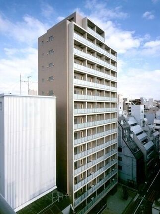 Conforia Shinjuku Gyoen Ⅱ Building