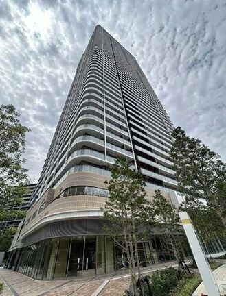 HARUMI FLAG SUN VILLAGE #T Building