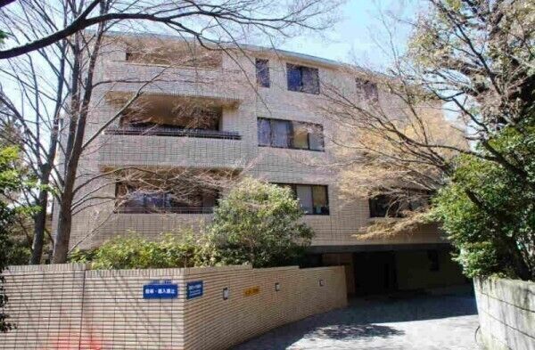 Victoria Court East Building