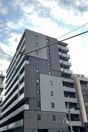 Ichigaya Daimachi Saka Front Building