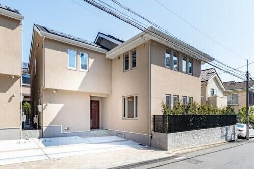 T-House D(Oyamacho37-7) Building