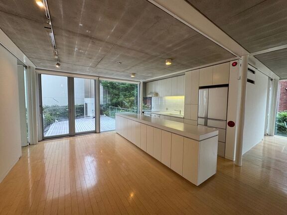 m*い様 house on the hill Minamiazabu T House（Minamiazabu5-11-12） 3F - Real estate