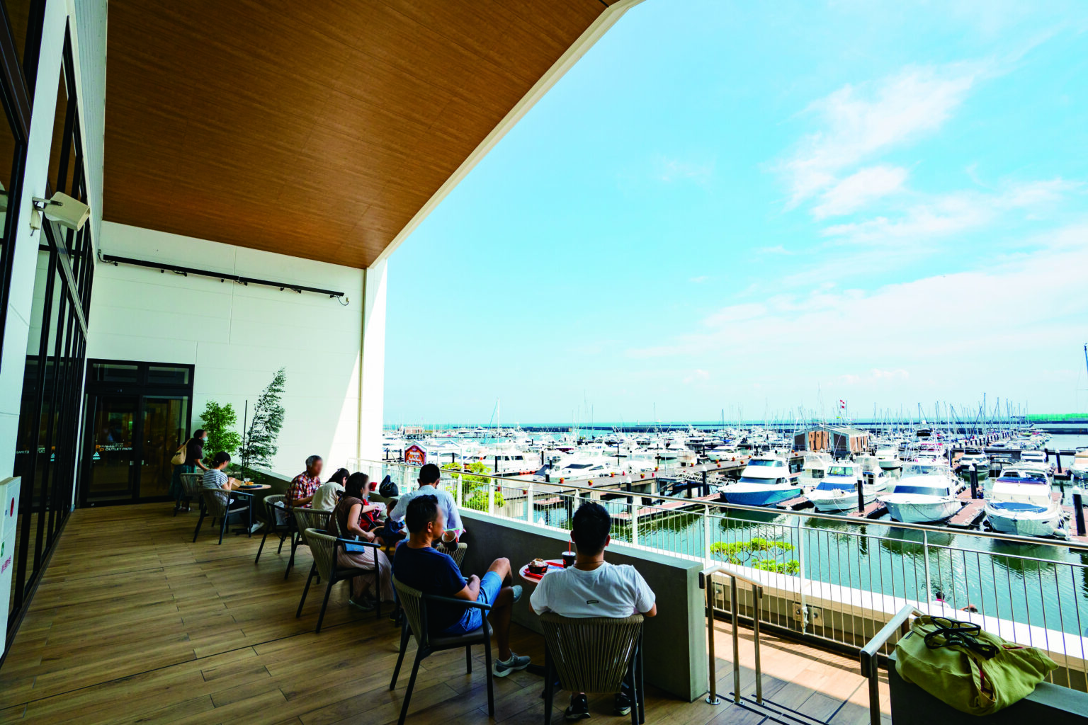 Mitsui Outlet Park Yokohama Bayside